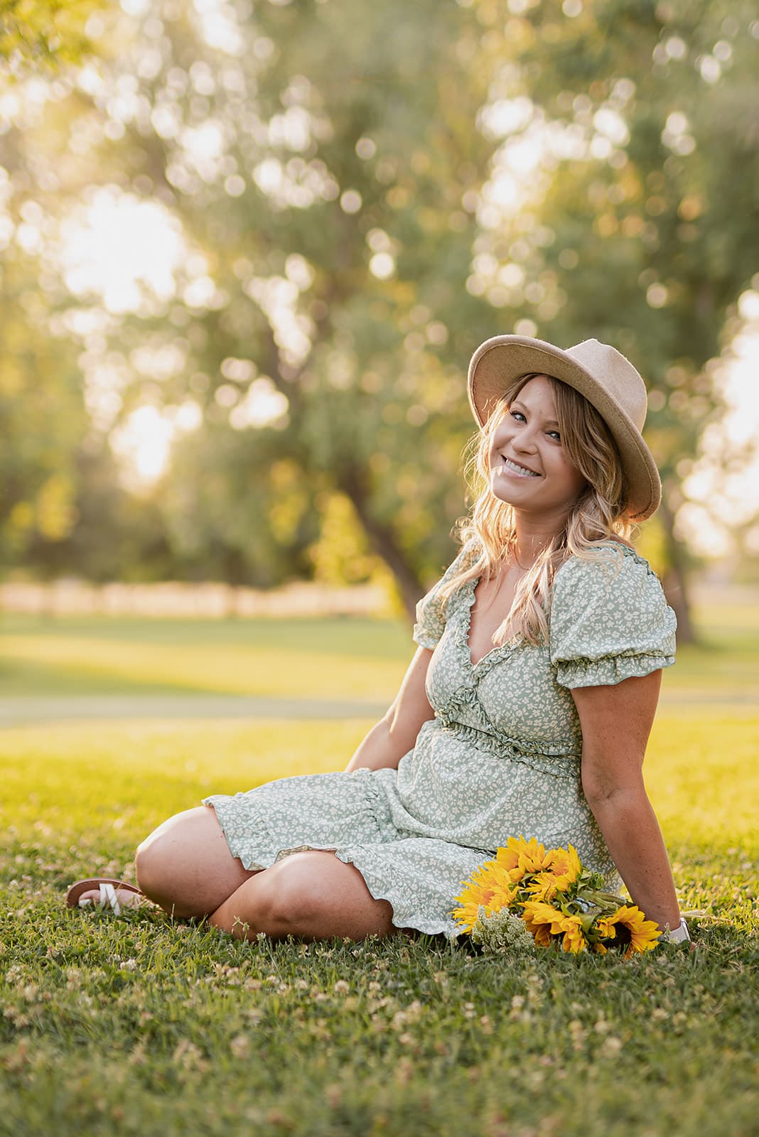 Expecting mother, natural light