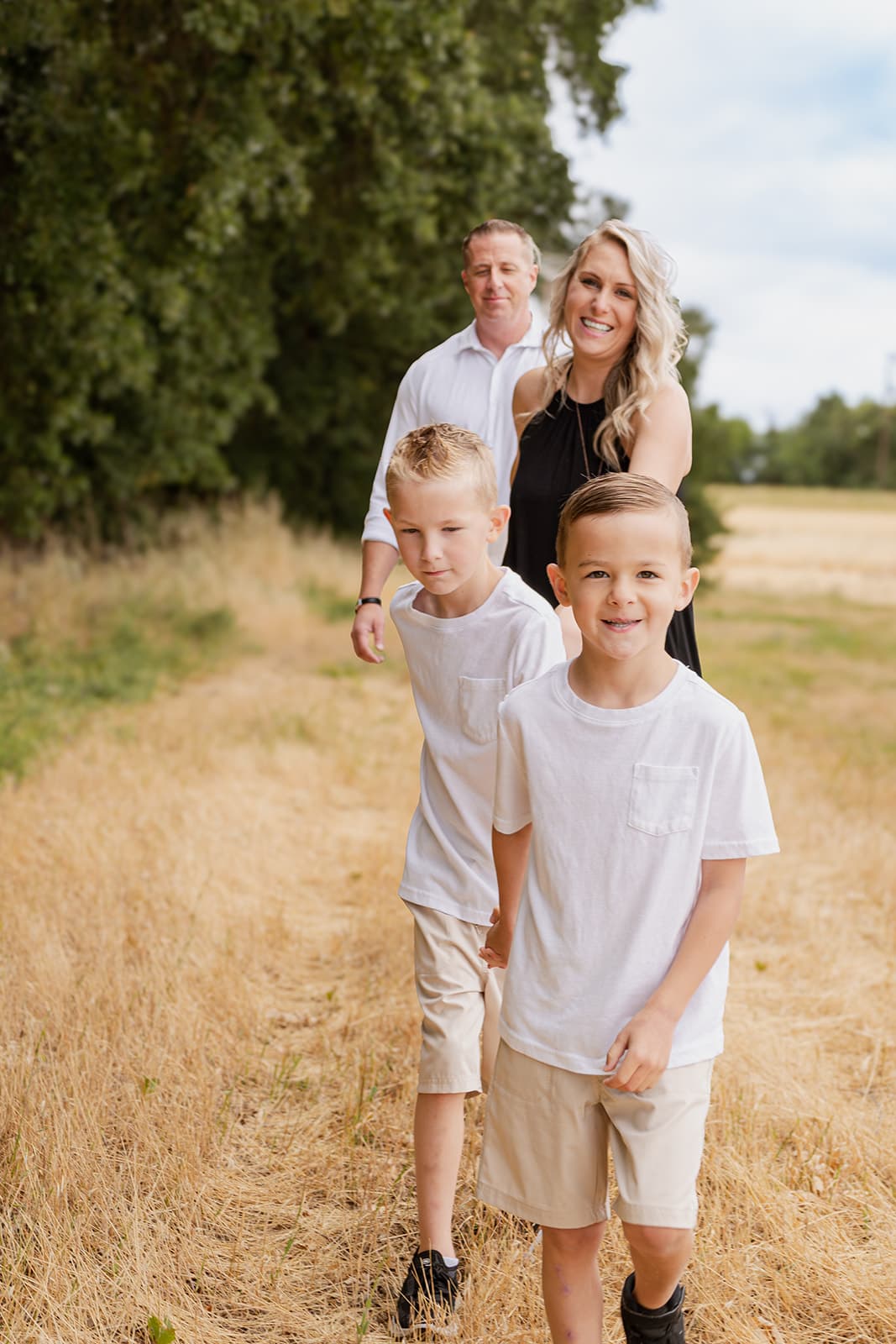 Maternity portrait in natural light